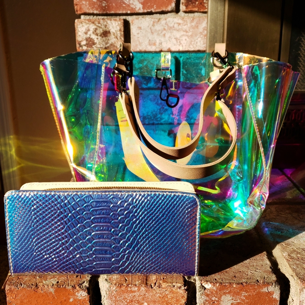 Iridescent, holographic handbag and wallet